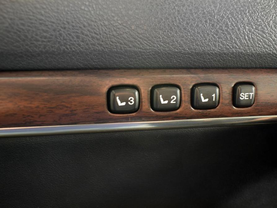 Toyota Land Cruiser 200 Series Рестайлинг 2 Кемерово  - изображение 21