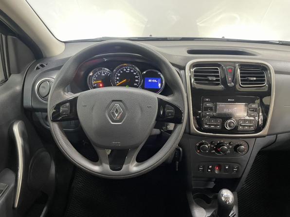 Renault Logan II с пробегом 2017 года, цена 849 000 рублей, 80158 км, седан, Автокод Объявления
