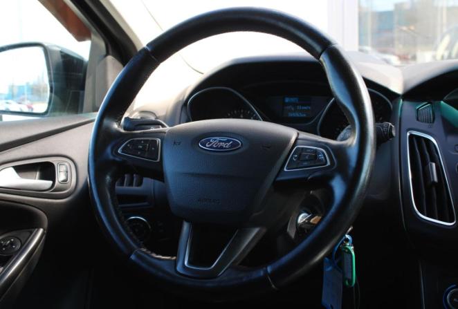 Ford Focus III Рестайлинг с пробегом 2017 года, цена 1 050 000 рублей, 169262 км, универсал, Автокод Объявления
