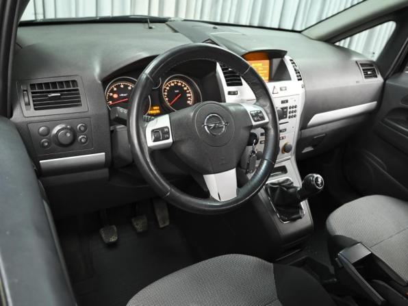 Opel Zafira B Рестайлинг с пробегом 2012 года, цена 759 000 рублей, 290835 км, компактвэн, Автокод Объявления