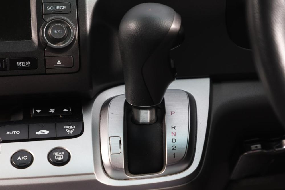 Honda Stream II Рестайлинг Новосибирск  - изображение 14
