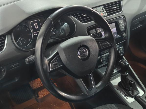 Skoda Octavia III (A7) с пробегом 2013 года, цена 1 145 000 рублей, 201150 км, лифтбек, Автокод Объявления