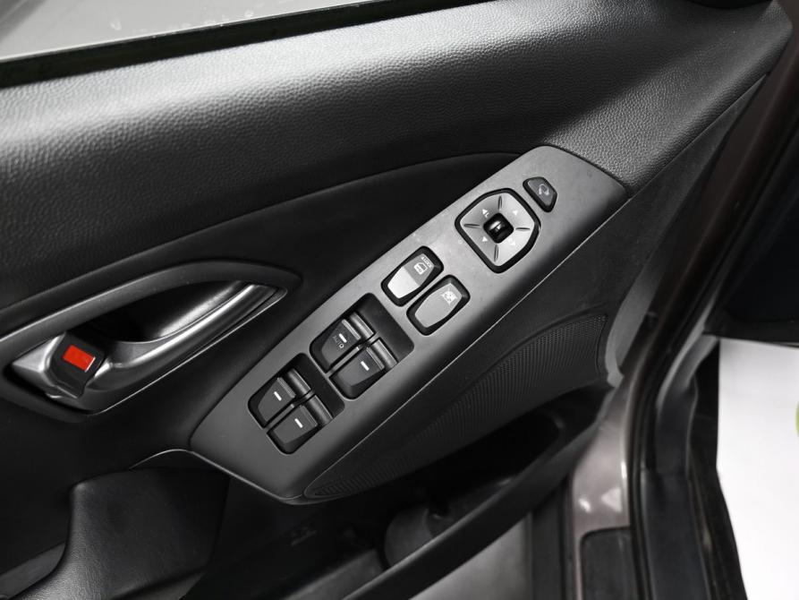 Hyundai ix35 I Рестайлинг Тверь  - изображение 21