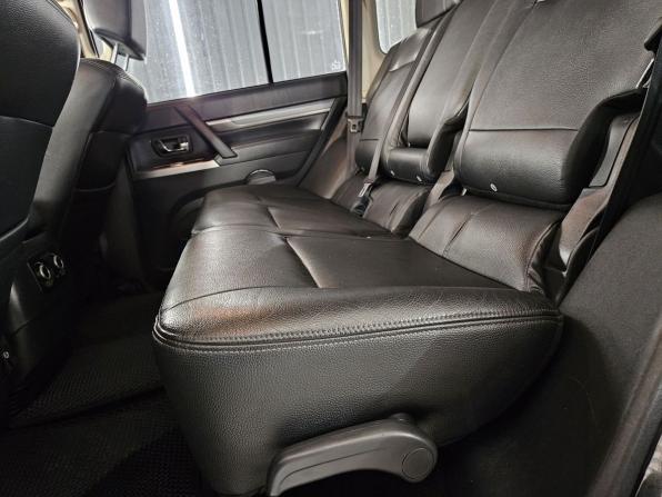 Mitsubishi Pajero IV Рестайлинг 2 с пробегом 2014 года, цена 2 450 000 рублей, 242000 км, внедорожник, Автокод Объявления