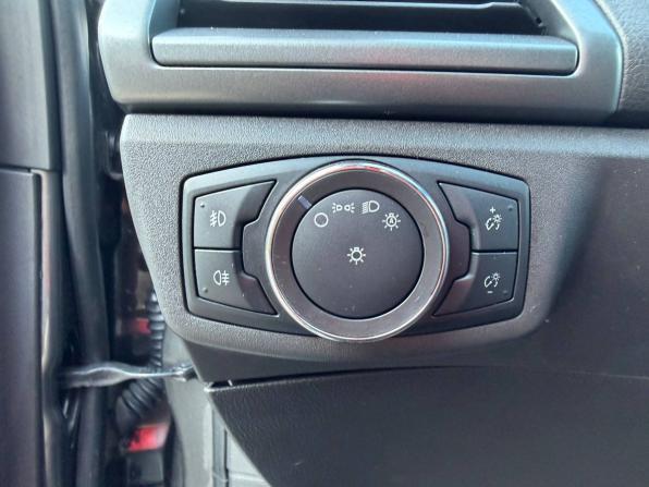 Ford Mondeo V с пробегом 2017 года, цена 1 295 000 рублей, 244735 км, седан, Автокод Объявления