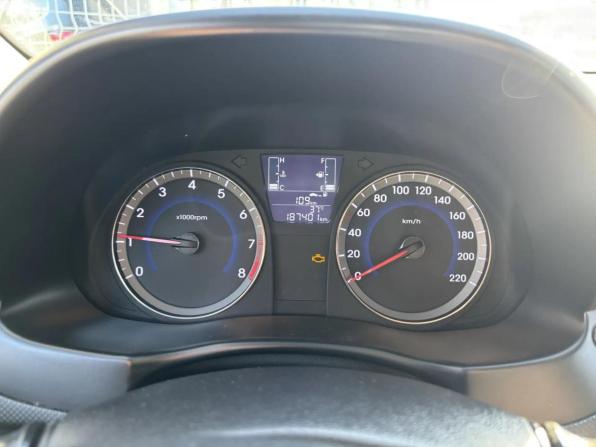 Hyundai Solaris I Рестайлинг с пробегом 2015 года, цена 790 000 рублей, 187082 км, хэтчбек, Автокод Объявления