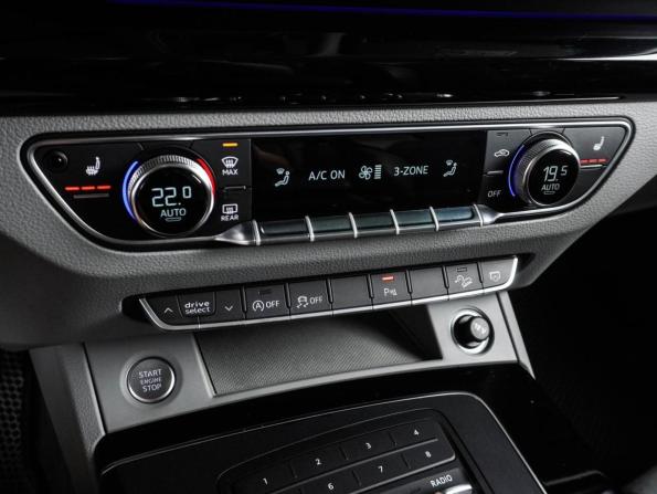 Audi Q5 II (FY) с пробегом 2018 года, цена 2 595 000 рублей, 251349 км, внедорожник, Автокод Объявления