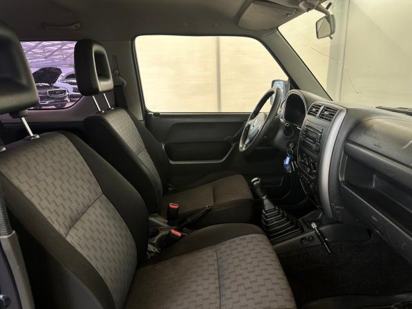 Suzuki Jimny III Рестайлинг 1 с пробегом 2008 года, цена 820 000 рублей, 249335 км, внедорожник, Автокод Объявления