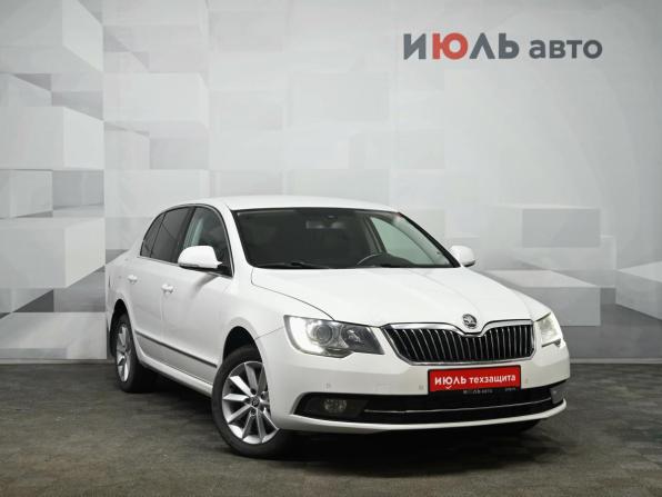 Skoda Superb II Рестайлинг с пробегом 2014 года, цена 1 250 000 рублей, 244008 км, лифтбек, Автокод Объявления