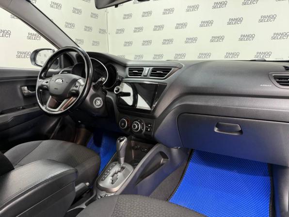 Kia Rio III Рестайлинг с пробегом 2015 года, цена 885 000 рублей, 98101 км, седан, Автокод Объявления