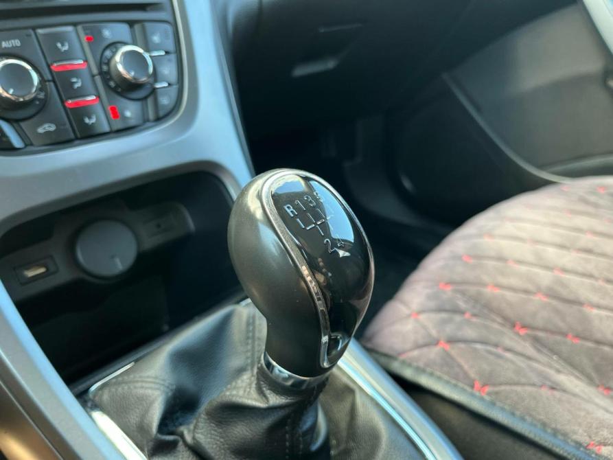 Opel Astra J Рестайлинг Нижнекамск  - изображение 10