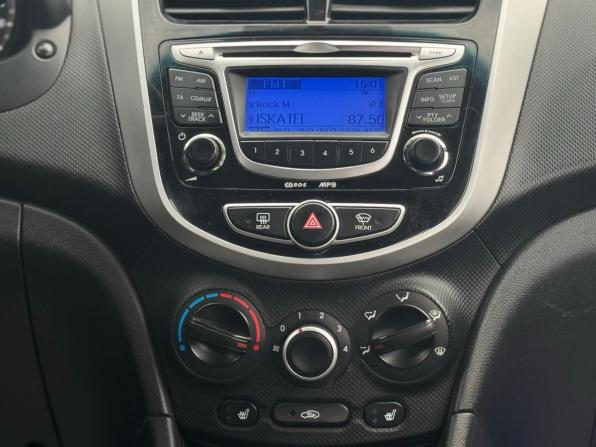 Hyundai Solaris I с пробегом 2011 года, цена 649 000 рублей, 172525 км, седан, Автокод Объявления