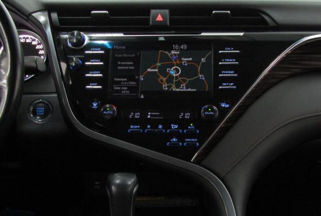 Toyota Camry VIII (XV70) с пробегом 2019 года, цена 2 940 000 рублей, 72627 км, седан, Автокод Объявления