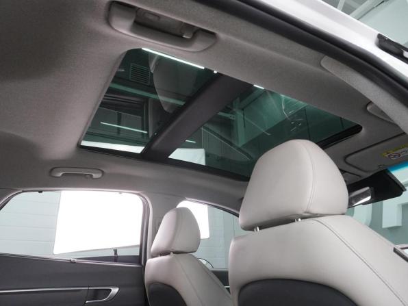 Hyundai Sonata VIII (DN8) с пробегом 2022 года, цена 2 999 000 рублей, 71539 км, седан, Автокод Объявления