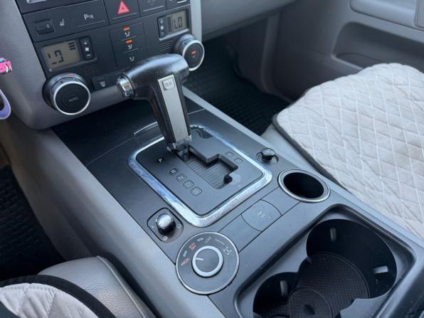 Volkswagen Touareg I Рестайлинг с пробегом 2008 года, цена 799 900 рублей, 242809 км, внедорожник, Автокод Объявления