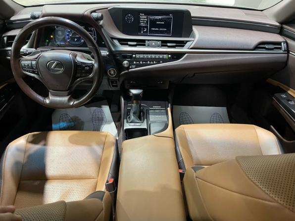 Lexus ES VII с пробегом 2020 года, цена 3 530 000 рублей, 114063 км, седан, Автокод Объявления