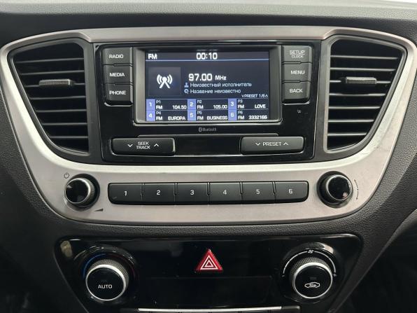 Hyundai Solaris II с пробегом 2017 года, цена 1 235 000 рублей, 149599 км, седан, Автокод Объявления