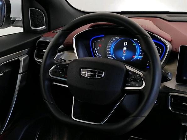Geely Coolray I с пробегом 2023 года, цена 1 889 000 рублей, 39851 км, внедорожник, Автокод Объявления