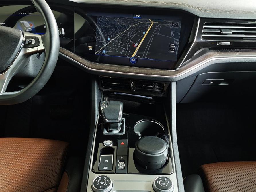 Volkswagen Touareg III Москва  - изображение 15