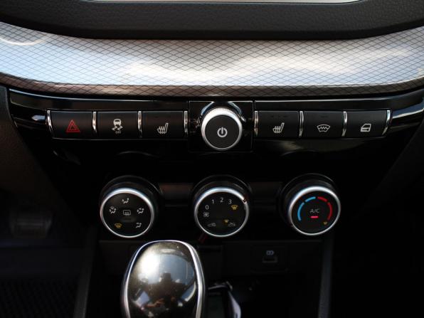 Lada (ВАЗ) Vesta I Рестайлинг (NG) с пробегом 2024 года, цена 1 299 000 рублей, 17141 км, седан, Автокод Объявления