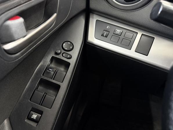 Mazda 3 II (BL) Рестайлинг с пробегом 2012 года, цена 675 000 рублей, 301689 км, хэтчбек, Автокод Объявления
