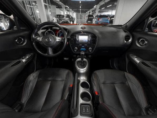 Nissan Juke I с пробегом 2012 года, цена 1 070 000 рублей, 155501 км, внедорожник, Автокод Объявления