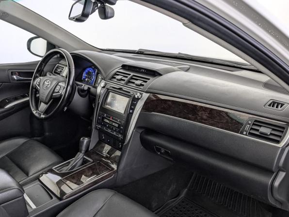 Toyota Camry VII (XV50) Рестайлинг с пробегом 2016 года, цена 2 095 000 рублей, 172500 км, седан, Автокод Объявления