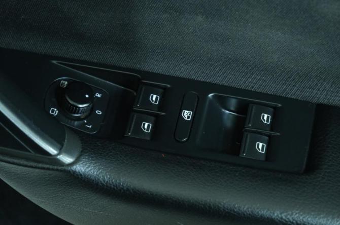 Volkswagen Passat B7 с пробегом 2013 года, цена 1 239 000 рублей, 114000 км, универсал, Автокод Объявления