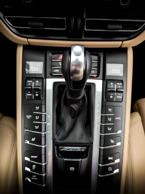Porsche Macan I Рестайлинг Москва  - изображение 28