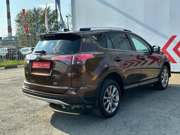 Toyota RAV4 IV (XA40) Рестайлинг с пробегом 2017 года, цена 2 370 000 рублей, 158642 км, внедорожник, Автокод Объявления