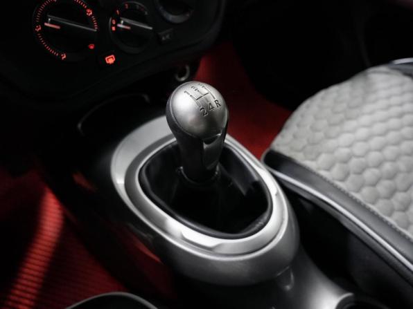 Nissan Juke I с пробегом 2014 года, цена 881 000 рублей, 177000 км, внедорожник, Автокод Объявления