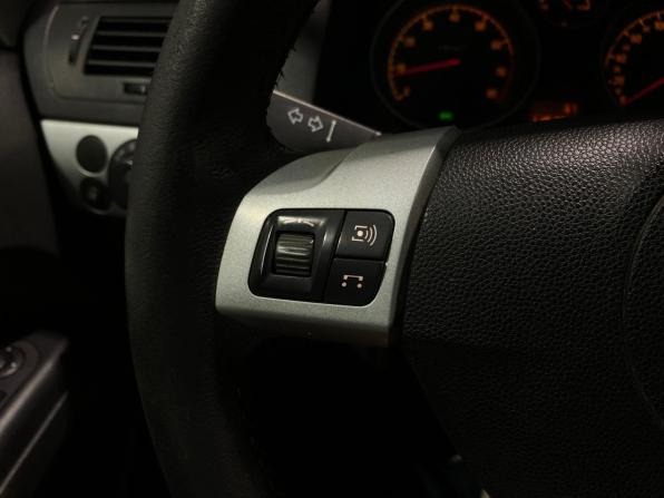 Opel Astra H Рестайлинг с пробегом 2011 года, цена 530 000 рублей, 116245 км, хэтчбек, Автокод Объявления
