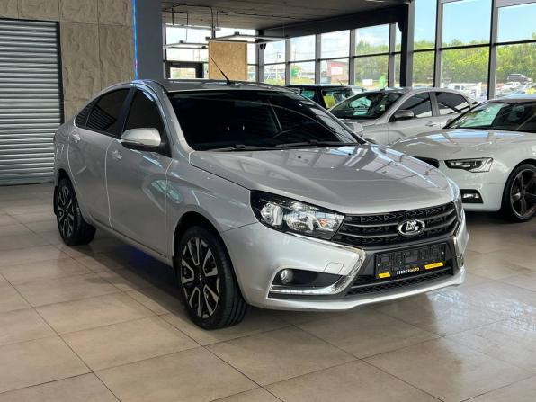 Lada (ВАЗ) Vesta I с пробегом 2020 года, цена 1 000 000 рублей, 93257 км, седан, Автокод Объявления