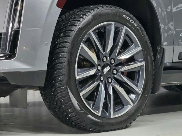 Cadillac Escalade V с пробегом 2022 года, цена 11 499 000 рублей, 38137 км, внедорожник, Автокод Объявления