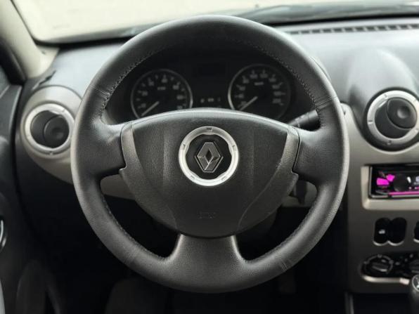 Renault Sandero I с пробегом 2014 года, цена 500 000 рублей, 203680 км, хэтчбек, Автокод Объявления