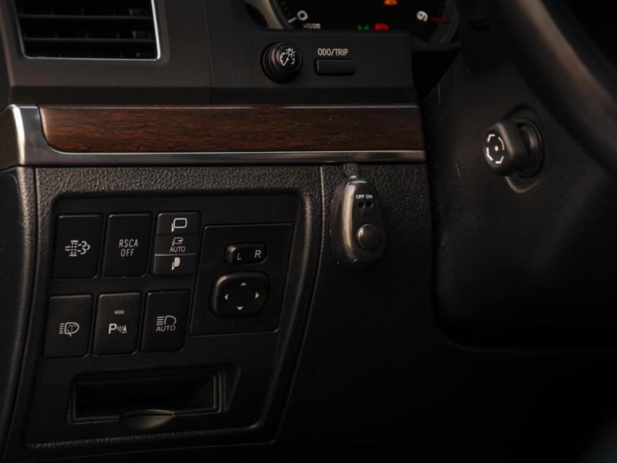 Toyota Land Cruiser 200 Series Рестайлинг 2 Москва  - изображение 21