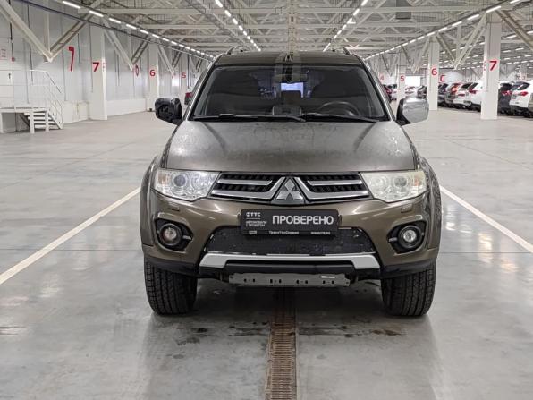 Mitsubishi Pajero Sport II Рестайлинг с пробегом 2015 года, цена 2 000 000 рублей, 193286 км, внедорожник, Автокод Объявления