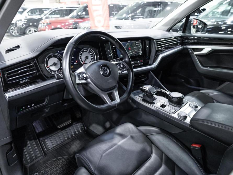 Volkswagen Touareg III Санкт-Петербург  - изображение 19
