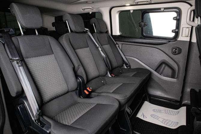 Ford Tourneo Custom I с пробегом 2018 года, цена 3 499 000 рублей, 141972 км, минивэн, Автокод Объявления