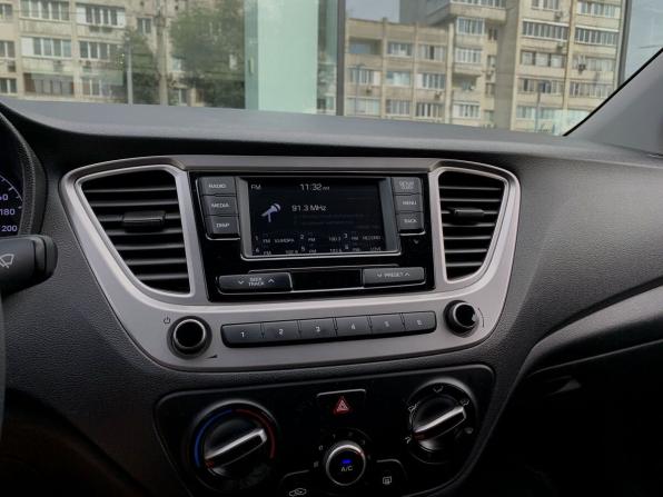 Hyundai Solaris II с пробегом 2020 года, цена 1 447 000 рублей, 97000 км, седан, Автокод Объявления