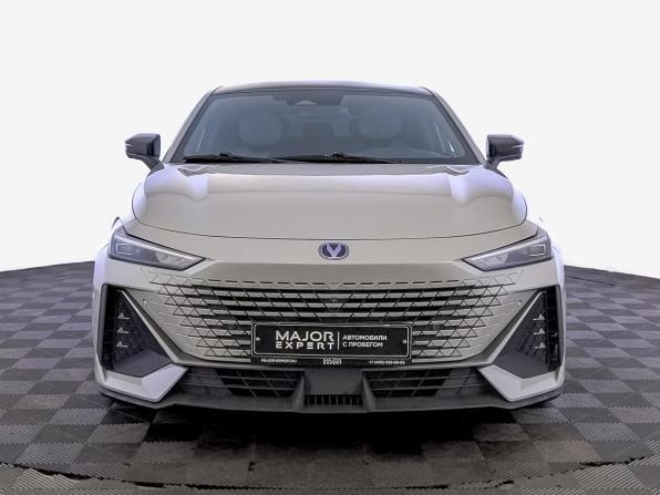 Changan UNI-V I с пробегом 2023 года, цена 1 950 000 рублей, 86774 км, лифтбек, Автокод Объявления