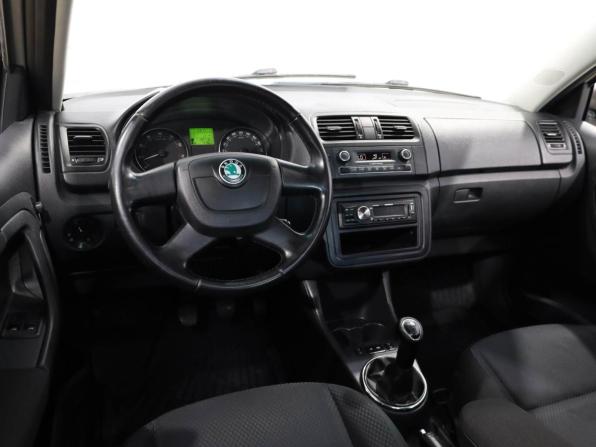 Skoda Fabia II Рестайлинг с пробегом 2010 года, цена 595 000 рублей, 135718 км, хэтчбек, Автокод Объявления