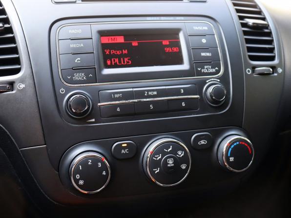 Kia Cerato III с пробегом 2015 года, цена 1 070 000 рублей, 131741 км, седан, Автокод Объявления