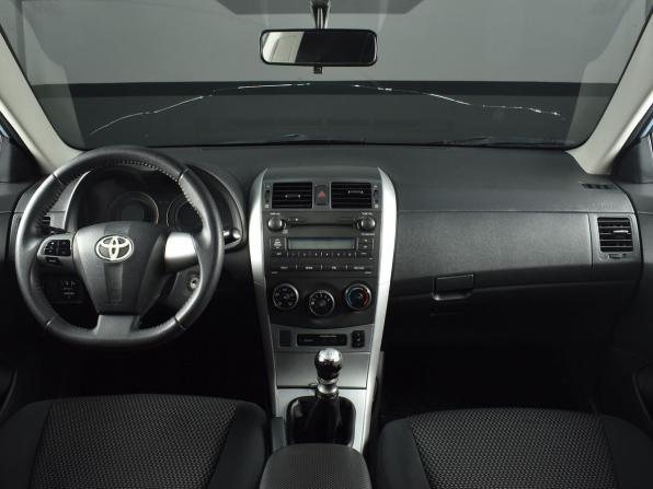 Toyota Corolla X (E140 E150) Рестайлинг с пробегом 2011 года, цена 729 999 рублей, 219049 км, седан, Автокод Объявления