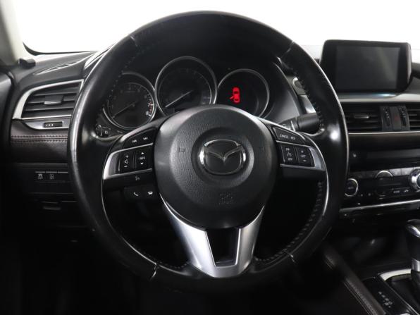 Mazda 6 III (GJ) Рестайлинг с пробегом 2015 года, цена 1 549 900 рублей, 196772 км, седан, Автокод Объявления