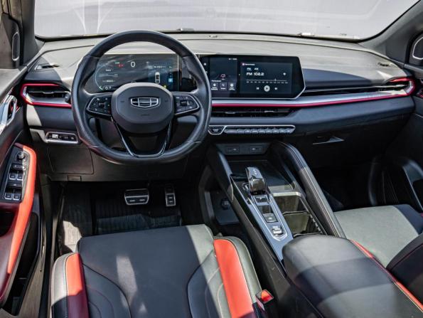 Geely Coolray I Рестайлинг с пробегом 2023 года, цена 2 341 000 рублей, 50212 км, внедорожник, Автокод Объявления