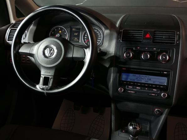 Volkswagen Touran I Рестайлинг 2 с пробегом 2011 года, цена 845 000 рублей, 235406 км, компактвэн, Автокод Объявления