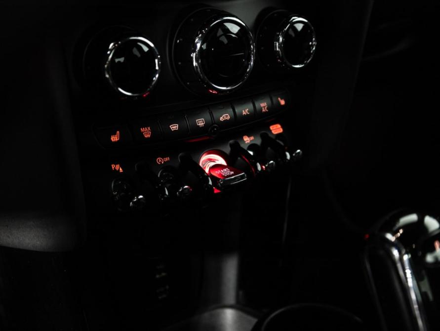 Mini Hatch III (F55/F56) Рестайлинг 2 Санкт-Петербург  - изображение 19