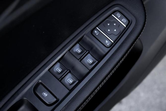 Renault Arkana I с пробегом 2019 года, цена 1 329 000 рублей, 136000 км, внедорожник, Автокод Объявления