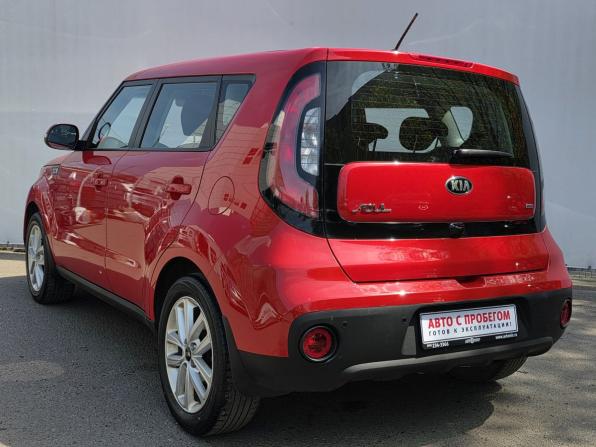 Kia Soul II Рестайлинг с пробегом 2018 года, цена 1 600 000 рублей, 122485 км, хэтчбек, Автокод Объявления
